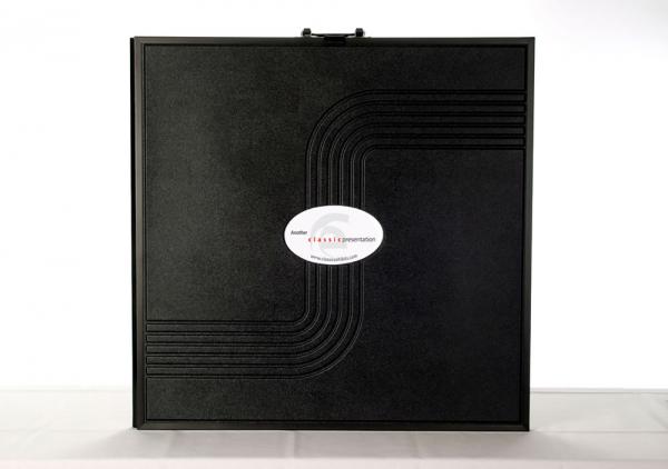 Presentation 32 Tabletop Plus Closed